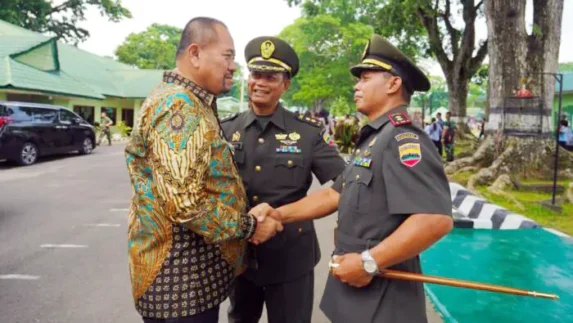 Bupati Batu Bara Hadiri Penutupan Dikmaba Infanteri TNI AD Gelombang I TA 2026