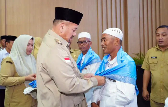 Bupati Batu Bara Tepung Tawari Jemaah Calon Haji 1447 H