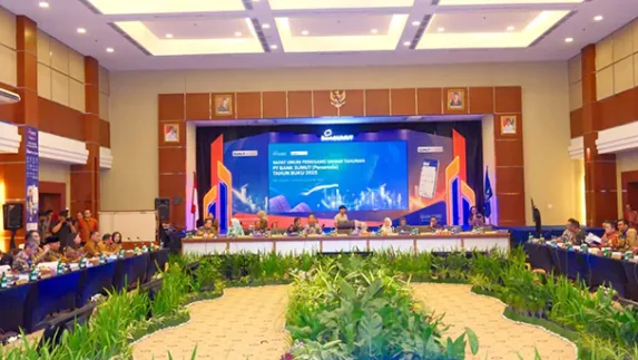 Bupati Labusel Hadiri RUPS Tahunan Bank Sumut Tahun Buku 2025