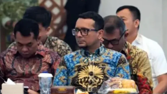 Bupati Labusel Hadiri Sosialisasi Pencabutan PBPH di Kantor Gubsu