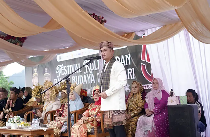Festival Kuliner dan Pawai Budaya Meriahkan Hari Jadi ke-113 Kabupaten Solok