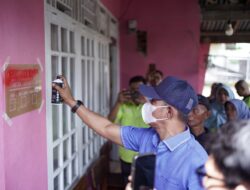 Rumah Penerima Bansos di Kabupaten Solok Dilabelisasi