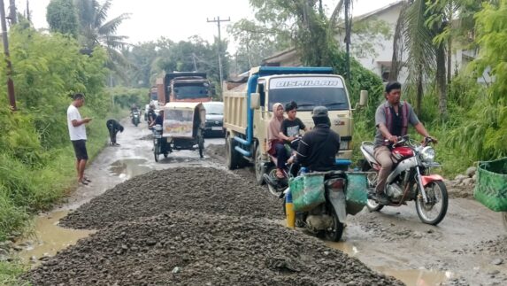 Suasana haru dan rasa syukur menyelimuti masyarakat Dusun 1 Cinta Dame, Desa Lantas Baru, Kecamatan Patumbak, Kabupaten Deliserdang,