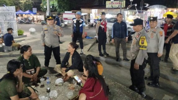 Cegah Kriminalitas dan 3C, Polres Tapteng Gelar Patroli Blue Light di Sejumlah Titik Rawan
