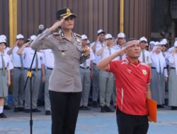 Kapolres Pematangsiantar Pembina Upacara Bendera di SMA Sultan Agung, Jauhi Narkoba