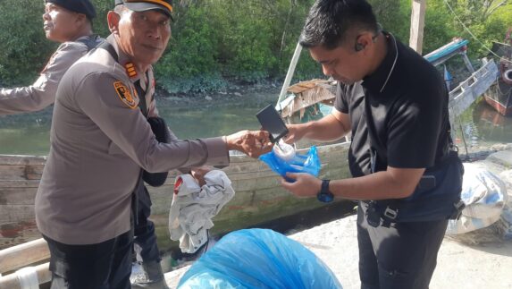 Polres Batu Bara Laksanakan Gerebek Sarang Narkoba, Dua Pelaku Diamankan