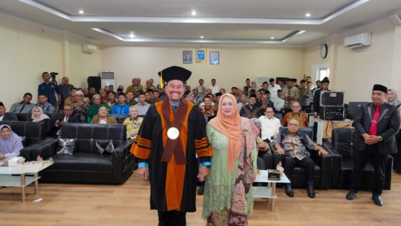 Komitmen Tingkatkan Kualitas SDM, Bupati Batu Bara Raih Gelar Doktor di UINSU