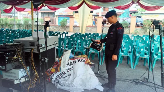 Pastikan Ibadah Aman, Tim Gegana Sterilisasi Gereja Prioritas di Wilayah Medan