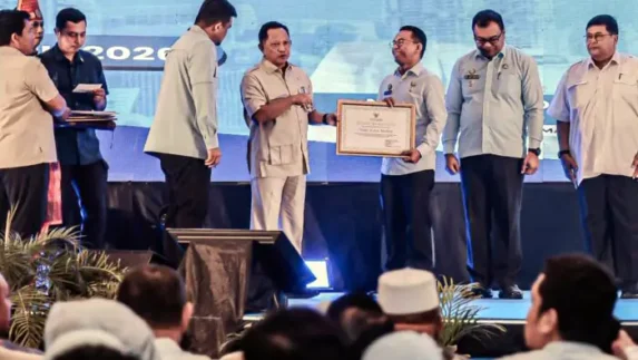 Pemko Medan Terima Penghargaan dari Mendagri