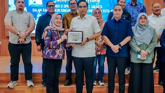 Rico Waas Terima Kunjungan Komisi D DPRD DKI Jakarta, Penanganan Sampah Jadi Fokus Pembahasan