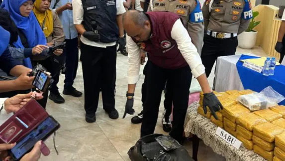 Sabu 22 Kg Jaringan Malaysia-Aceh Disamarkan Dalam Tangki Mobil