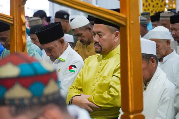 Bupati dan Wakil Bupati Batu Bara Laksanakan Salat Iduladha di Masjid Raya An-Nur Tanjung Tiram