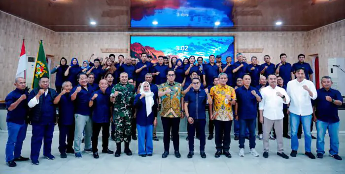 Di Pelantikan PWPM, Rico Waas