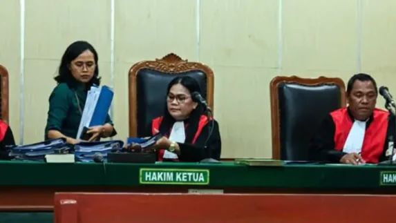 Hakim Ragukan Keabsahan PHK Torganda, Surat Panggilan Diteken Orang Lain