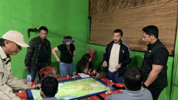 Polres Karo Gerebek Judi Tembak Ikan di Tigabinanga, Dua Perempuan Diamankan