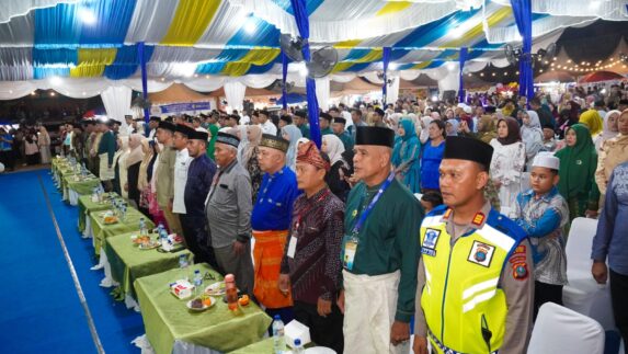 Penutupan MTQ XIX, Bupati Baharuddin Ajak Masyarakat Islam Memuliakan Al-Qur’an