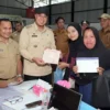 Pastikan Pelayanan Publik Hadir hingga ke Desa, Wabup Syafrizal Tinjau Langsung Pelaksanaan Program Berlayar