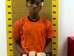 Pemuda 18 Tahun Diciduk Ditresnarkoba Polda Sumut Saat Transaksi Sabu di Pinggir Jalan