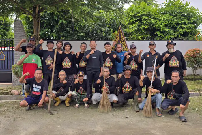 Pengurus PAC Pendawa Patumbak Kompak Gotong Royong Sambut Iduladha