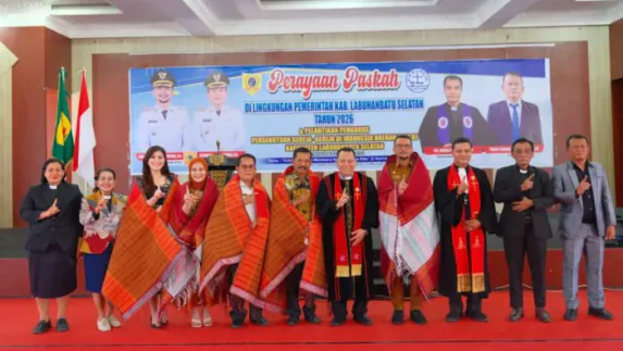 Perayaan Paskah dan Pelantikan PGI-D Labusel, Bupati Fery Ajak Perkuat Toleransi dan Semangat Kebersamaan