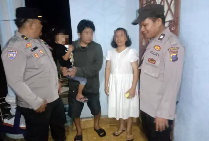 Polsek Siantar Marihat Pertemukan Anak 6 Tahun Terpisah dengan Orangtuanya di Jalan Durian