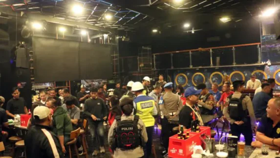 Razia Gabungan Polda Sumut di Tempat Hiburan Malam Medan, Pengunjung Dites Urine Secara Acak