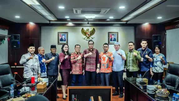 Rico Waas Ajak DPRD Sumut Perkuat Sinergi Dukung Program Strategis Medan