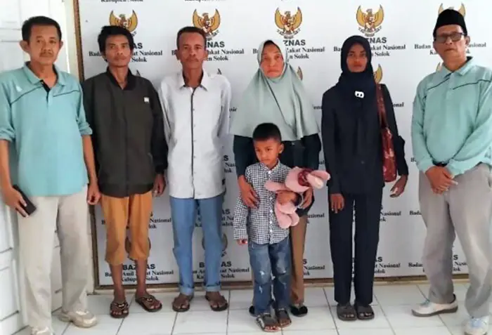 Warga Telantar Diperantauan, Berkat BAZNAS Kabupaten Solok Dipulangkan ke Rantauprapat