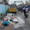 Tumpukan Sampah Menumpuk di Jalan Pertahanan, Warga Nilai Kinerja Pemerintah Desa dan Kecamatan Patumbak Buruk