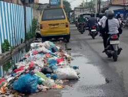 Tumpukan Sampah Menumpuk di Jalan Pertahanan, Warga Nilai Kinerja Pemerintah Desa dan Kecamatan Patumbak Buruk