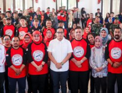Rico Waas Apresiasi Aksi Sosial Maluku Medan Bersatu