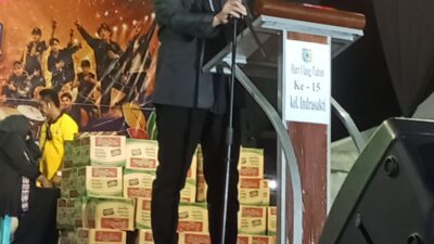 Beo’s Pemilik Pasar Malam Bersama Panitia Bagikan Santunan di HUT Indra Sakti ke-15