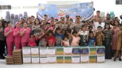 Kapolres Simalungun Gelar Anjangsana ke Anggota yang Sakit dan Panti Asuhan