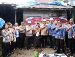 Kapolres Simalungun Gelar Bedah Rumah, Nenek 76 Tahun Sambut Harapan Baru