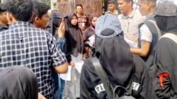 Mahasiswa Demo Kejati Sumut Minta Wali Kota Pematangsiantar Diperiksa