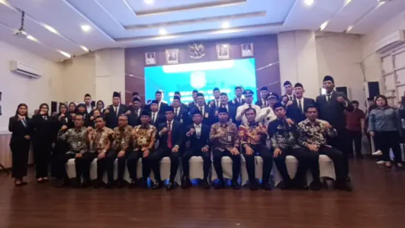 Rico Waas Kembali Lantik 69 Pejabat Manajerial Pemko Medan