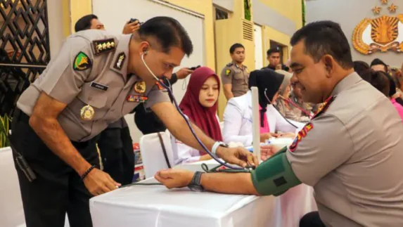 Sambut HUT ke-80 Bhayangkara, Polda Sumut Gelar Bakti Kesehatan Donor Darah untuk Kemanusiaan