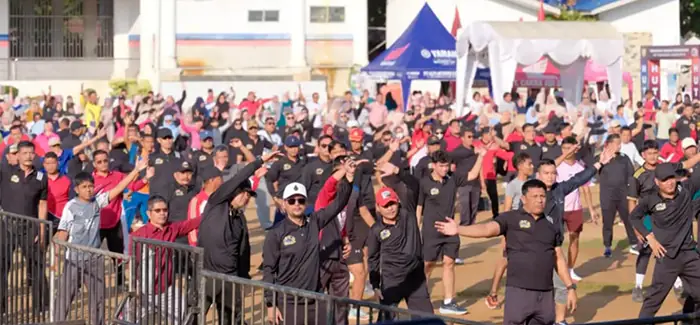 Bupati Labusel Senam Bersama Ribuan Warga