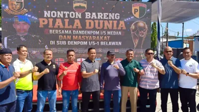 Dandenpom I/5 Medan Gelar Nobar Piala Dunia Bersama Masyarakat Belawan