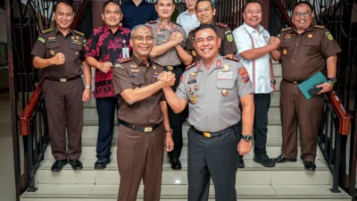 Perkuat Sinergi Penegakan Hukum, Kapolda Sumut Silaturahmi ke Kejatisu