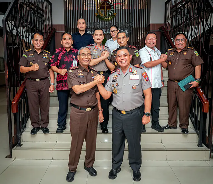 Perkuat Sinergi Penegakan Hukum, Kapolda Sumut Silaturahmi ke Kejatisu