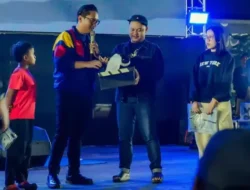 Rico Waas bersama Ribuan Warga Nobar Final Piala Dunia 2026