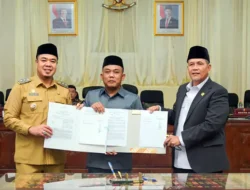 Wakil Bupati Batu Bara Sampaikan Komitmen Penguatan Tata Kelola Keuangan Daerah dan Transformasi BUMD di Rapat Paripurna DPRD