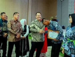 Bupati Batu Bara Apresiasi Paskibraka pada Malam Resepsi Kenegaraan HUT ke-81 RI