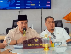 Komitmen Tingkatkan Pelayanan Kesehatan, Bupati Baharuddin Bertemu Dokter RSUD H. OK Arya Zulkarnain