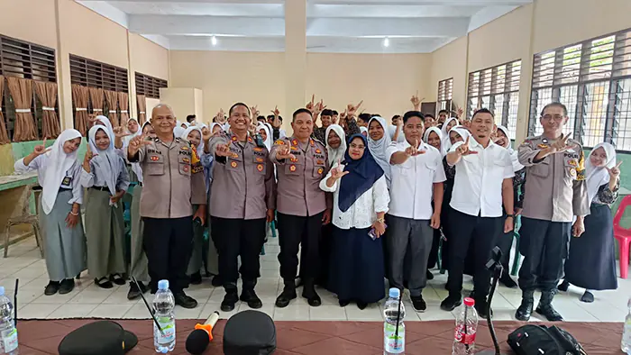 Sat Binmas Polres Langkat Edukasi Pelajar Cegah Pergaulan Bebas dan Gangguan Kamtibmas