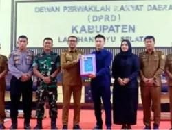 Bupati Fery Paparkan P-APBD 2026 Dalam Rapat Paripurna DPRD Labusel