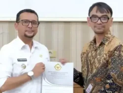Bupati Labusel Minta OPD Kooperatif, BPK RI Periksa Pengelolaan Bantuan Pendidikan