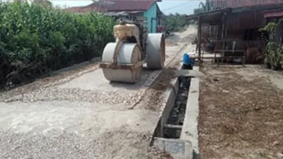 Proyek Jalan Rp199,6 Juta di Narumonda Dipertanyakan