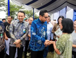 Rico Waas Hadirkan Jaminan Perlindungan Sosial bagi 150 Pemulung TPA Terjun